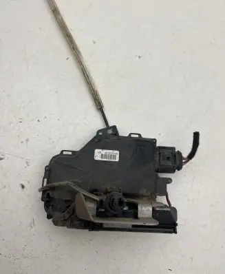 Audi A6 S6 C5 4B Front door lock 4B1837016G