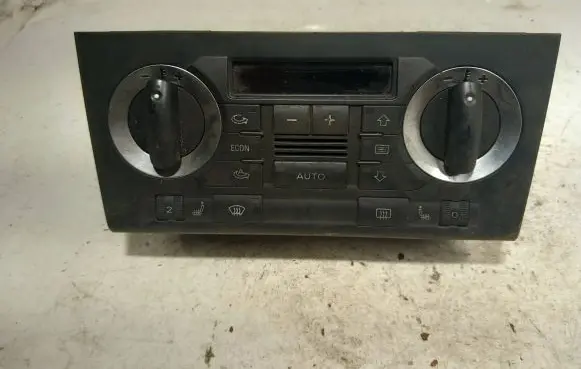 Audi A3 S3 8P Climate control unit 8P0820043J 412206018030