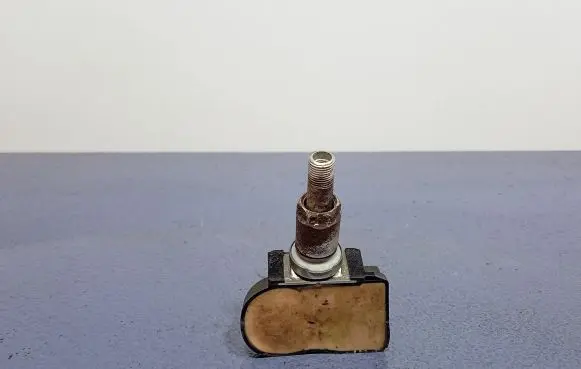 Nissan Pulsar Tire pressure sensor 407003VU0A
