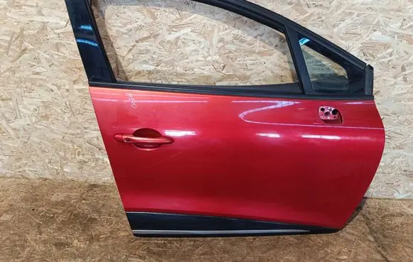 Renault Clio IV Front door 990906662R