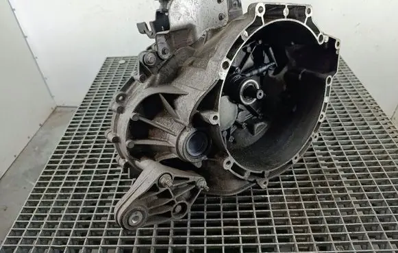 Ford C-MAX II Manual 6 speed gearbox BV6R7002GF