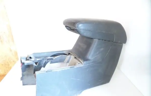Mitsubishi Outlander Armrest MR979976