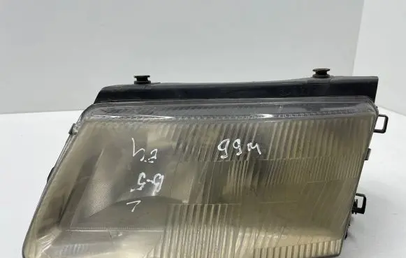 Volkswagen PASSAT B5 Headlight/headlamp 14869100