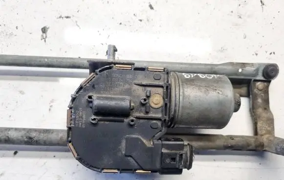 Skoda Octavia Mk2 (1Z) Wiper motor 1Z1955119A 0390241754