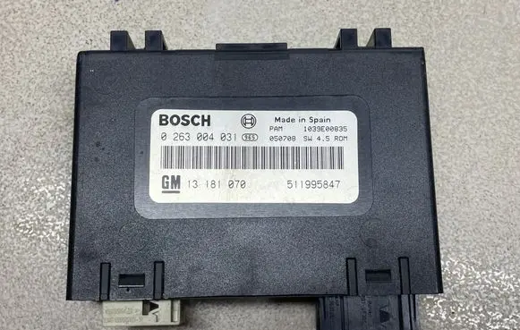 Opel Zafira B Parking PDC control unit/module 13181070 0263004031