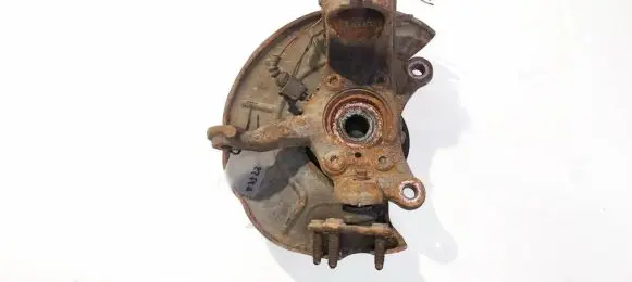Volkswagen Caddy Front wheel hub