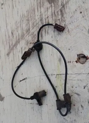 Subaru Forester SG ABS brake wheel speed sensor 27540AE030
