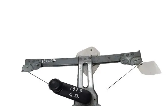 Dacia Logan I Rear door manual window regulator 118491