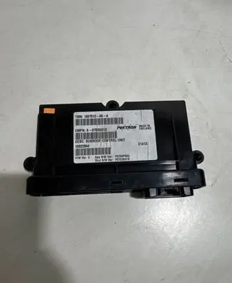 Tesla Model S Sunroof control unit/module 100751200A 10022844 A0753G01D