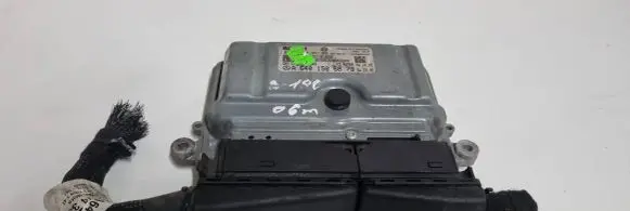 Mercedes-Benz B W245 Engine control unit/module A6401506879 68790526