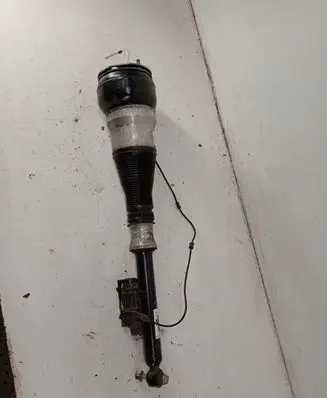 Mercedes-Benz S AMG W222 Shock absorber/damper/air suspension A2223205601