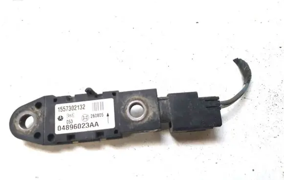 Chrysler Grand Voyager IV Airbag deployment crash/impact sensor