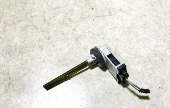 Volkswagen Touareg I Interior temperature sensor 4b0820539 2403071547