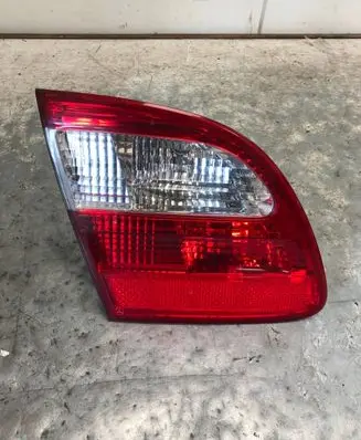 Mercedes-Benz E W211 Tailgate rear/tail lights A2118201364