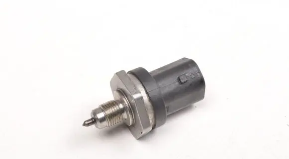 Jaguar F-Pace Fuel pressure sensor 0261545103