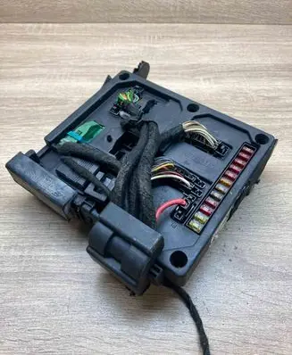 Volkswagen Sharan Fuse module 7M0971882A 7MO962258K