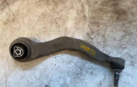 BMW 5 F10 F11 Front lower control arm/wishbone DEEN6082T6