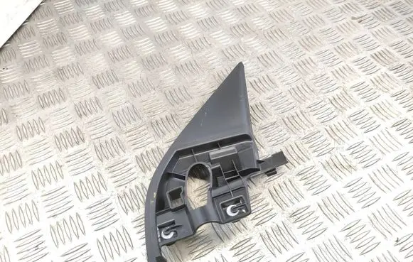 Citroen C4 III e-C4 Other front door trim element 9831080280