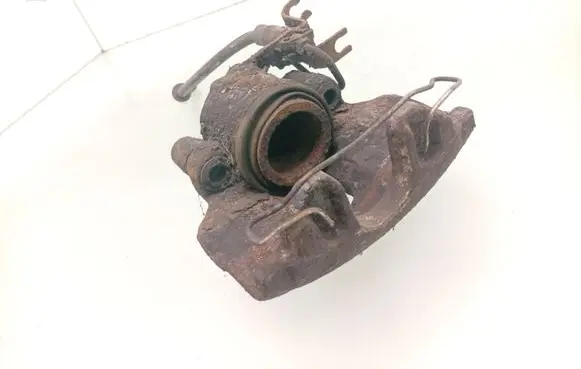 Seat Exeo (3R) Front brake caliper