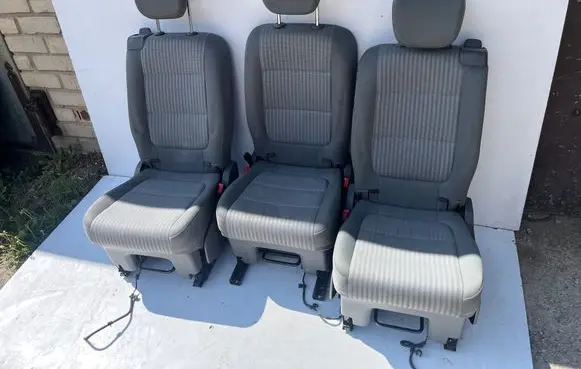 Seat Alhambra (Mk2) Second row seats 