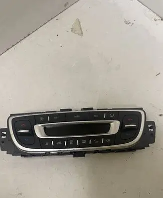 Renault Megane III Climate control unit 275100007R