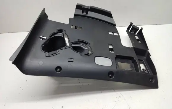 Dashboard lower bottom trim panel