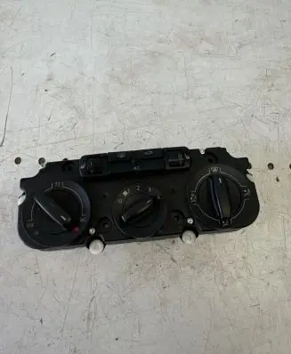 Volkswagen PASSAT B6 Climate control unit 1K0820047HS 5HB00935265