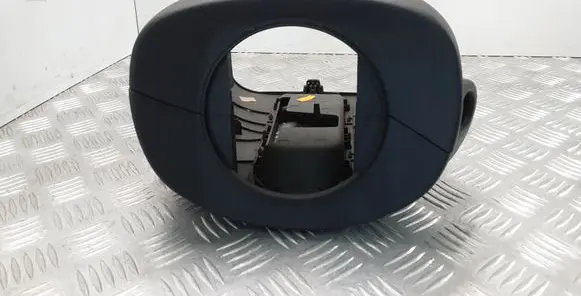 Steering wheel column trim