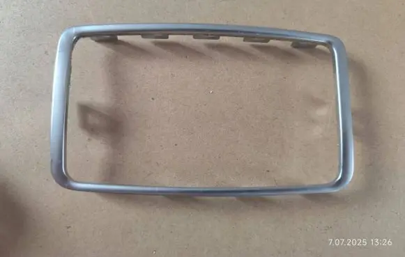 Audi A6 S6 C6 4F Rear air vent grill A6C6 ramka-obudowa
