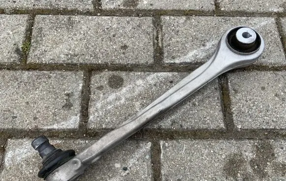 Audi Q7 4M Front control arm 4M0407506B 4M0407506C