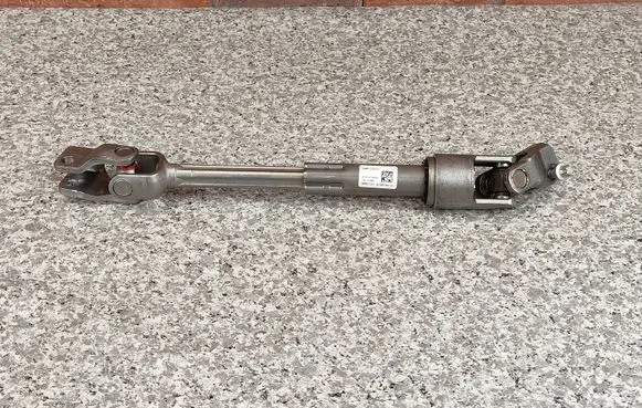 BMW 2 Active Tourer U06 Steering column universal joint 6891204