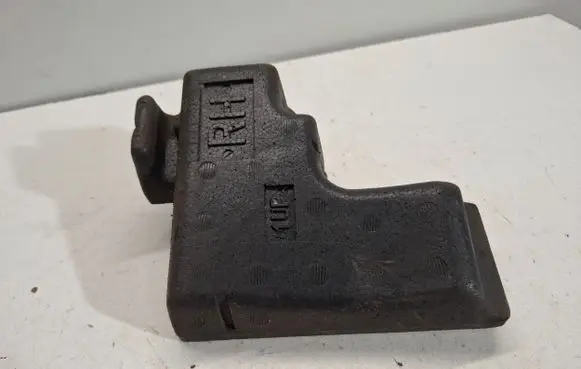 Front bumper foam support bar