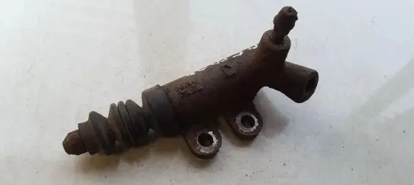 Clutch master cylinder