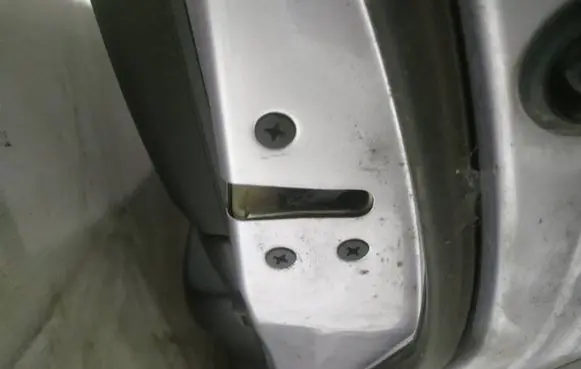 Mazda 6 Rear door lock
