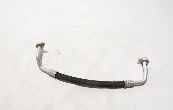 Volvo XC40 Air conditioning (A/C) pipe/hose 32226965