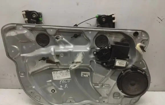 Volkswagen Polo Front door window regulator with motor W06Q4837401H