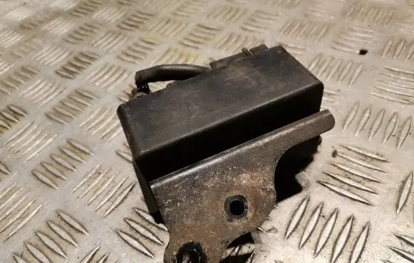 Mercedes-Benz C W203 Glow plug pre-heat relay 0255452832 A0255452832