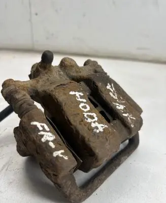 Rear brake caliper
