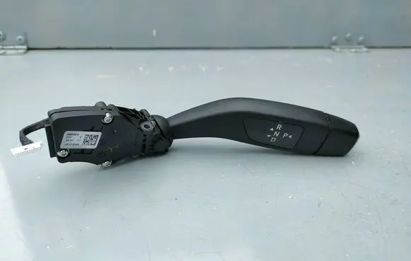 Mercedes-Benz B W247 Gear shift switch/knob 408285 408209