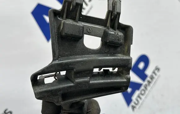 Peugeot 308 Front bumper mounting bracket ZOS-99901579 C06763 091ISM038