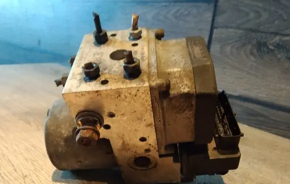 Opel Zafira A ABS Pump