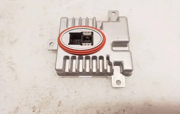 BMW 7 F01 F02 F03 F04 Headlight ballast module Xenon 7237647 W003T20071