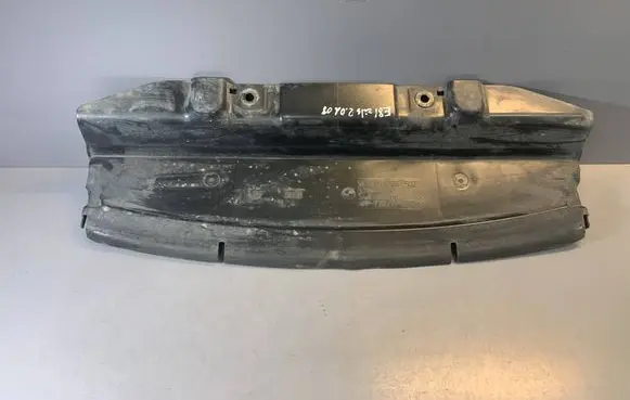 BMW 1 E81 E87 Radiator trim 7128502 51717128502