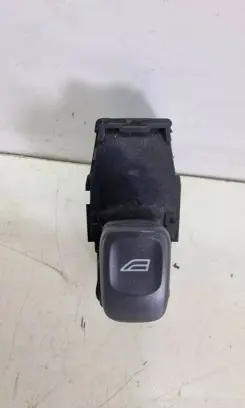 Volvo V70 Electric window control switch 9472275