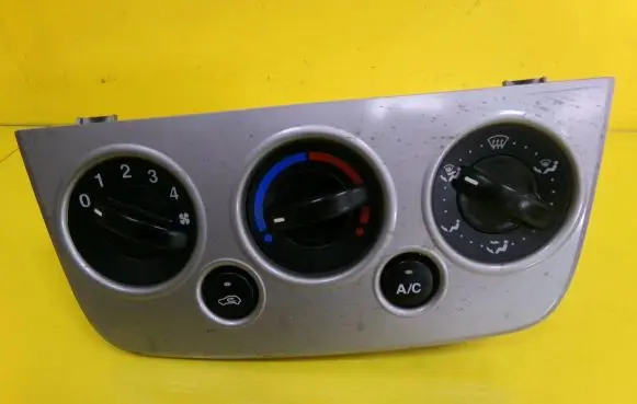 Ford Fiesta Climate control unit 2S6H19980BF