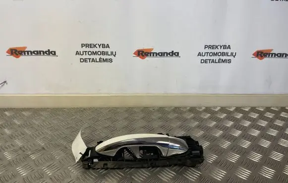 Mercedes-Benz GLC X253 C253 Front door exterior handle A0997604600