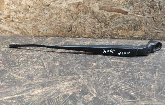 Nissan Note (E12) Front wiper blade arm 8473