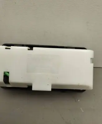 Hyundai Pony Electric window control switch S5H215S1D DC12V15A