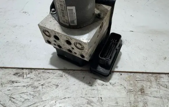 Mercedes-Benz ML W166 ABS Pump A1669013400 A1664313112 UH1607734