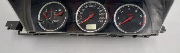 Nissan Primera Speedometer (instrument cluster) AV619 AV6192632719